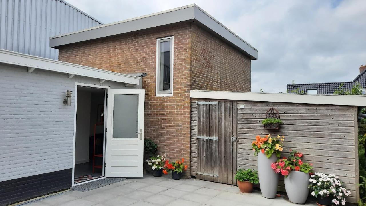 Luxe Ruime Studio Op Unieke, Rustige Locatie Dokkum Kültér fotó
